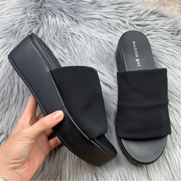 Madden Girl Shoes New Madden Girl By Steve Madden Black Slipon